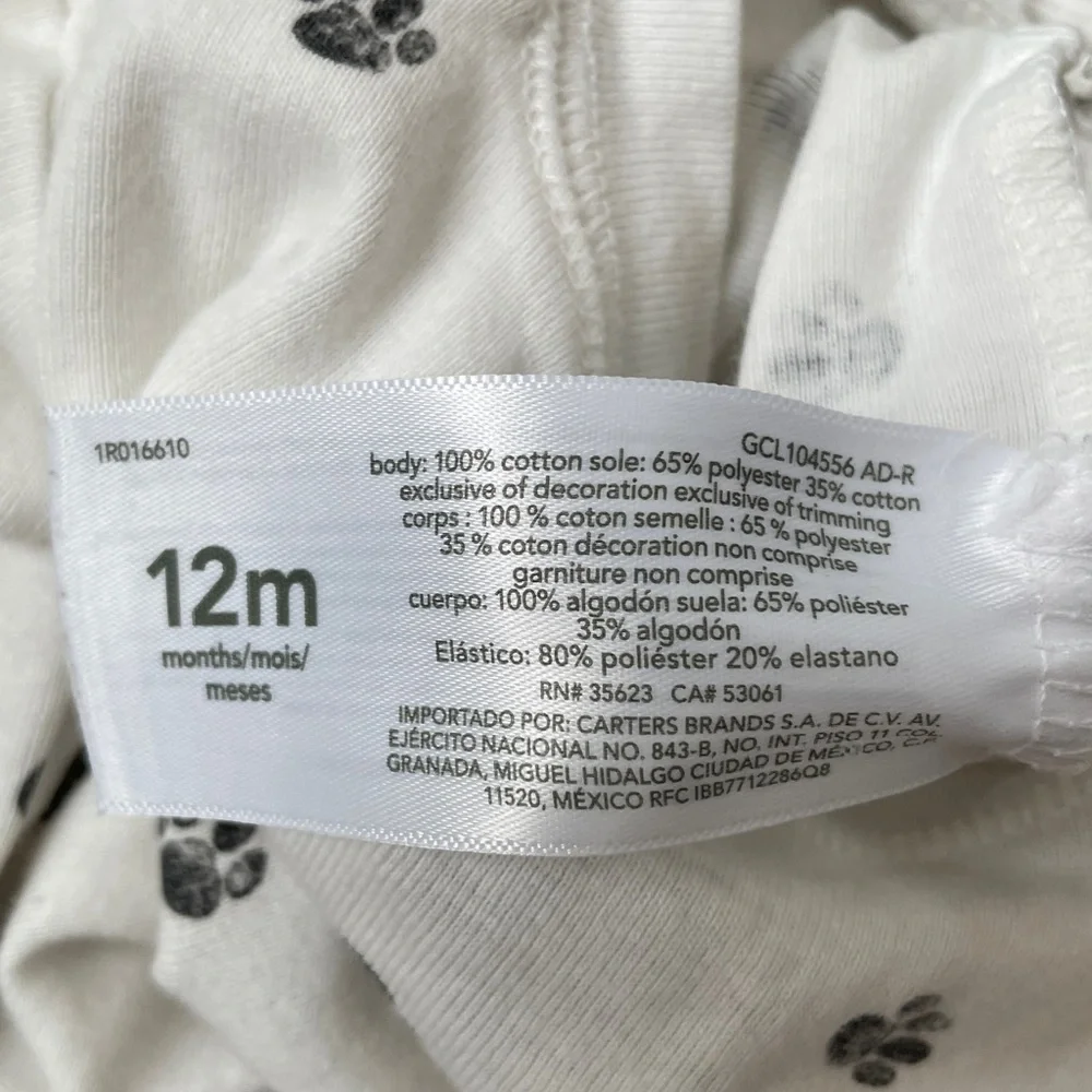 Carter’s Tiger paw print sleeper size 12 months